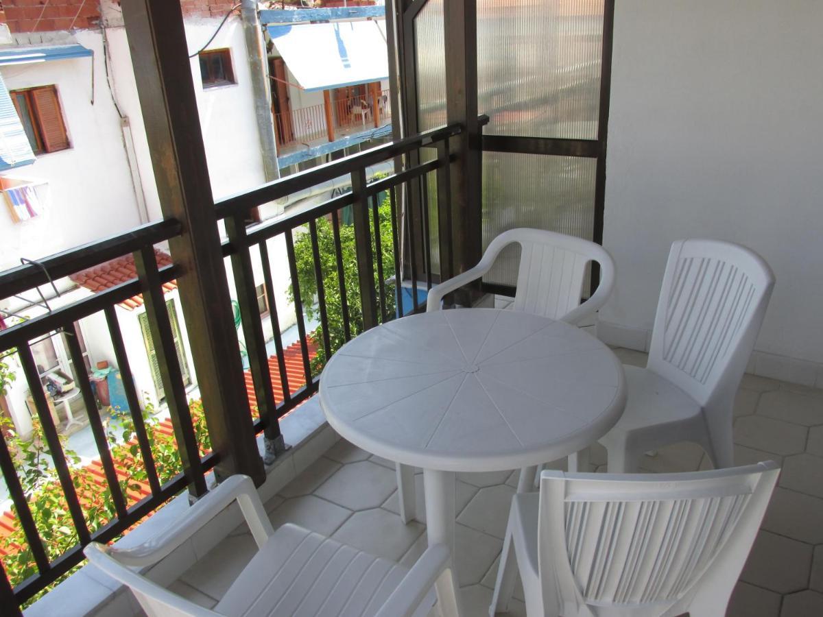 Apartments Villa Castor Pefkochori Exterior photo